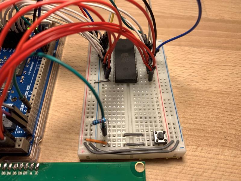 EEPROM 28C64 on Breadboard